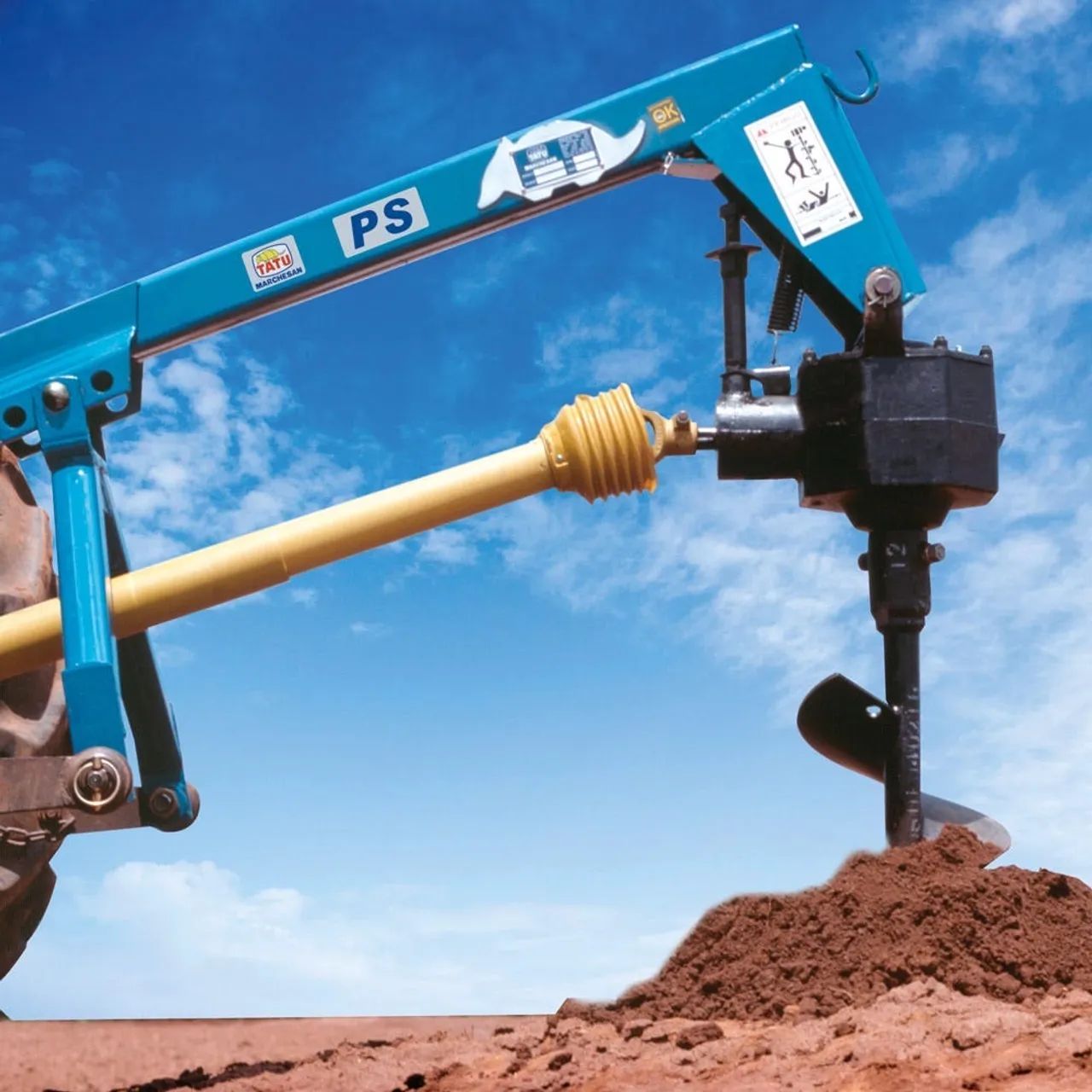 TRATOR E IMPLEMENTOS LOCAÇÃO  - Foto 3