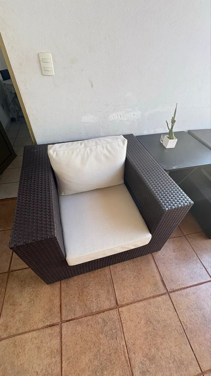 Vendo conjunto de sofá área externa - Foto 4
