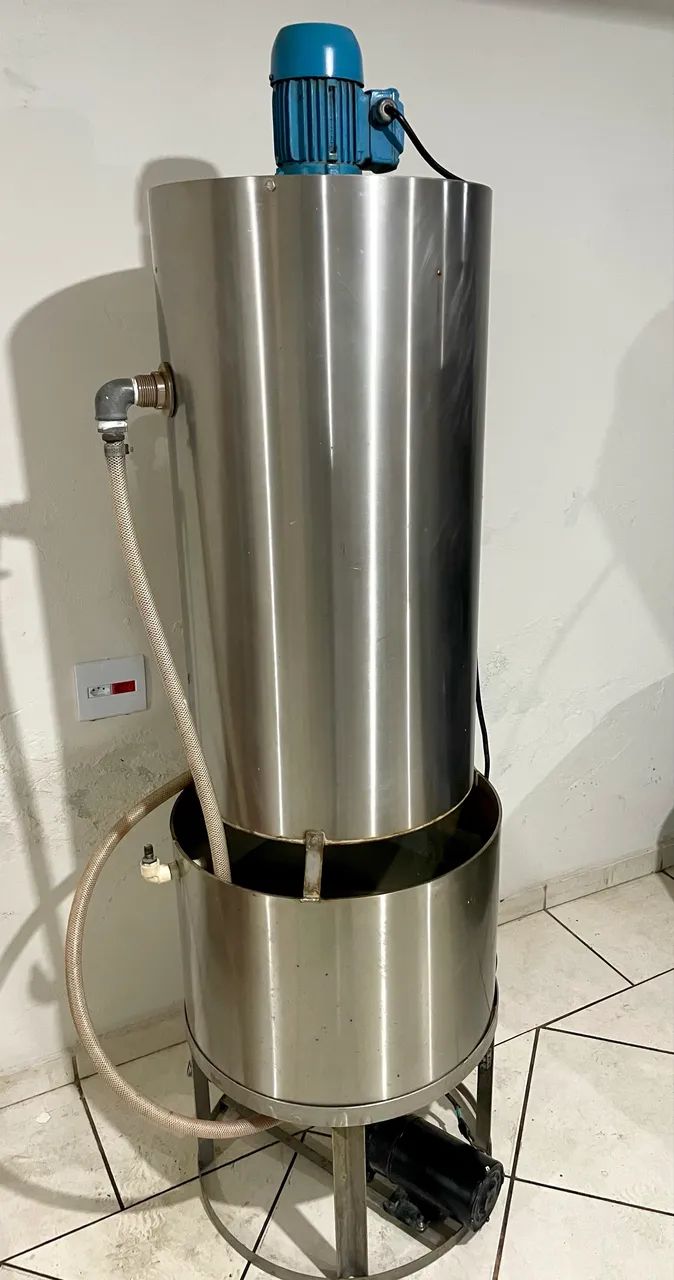 Torre de resfriamento em inox Bertollo 