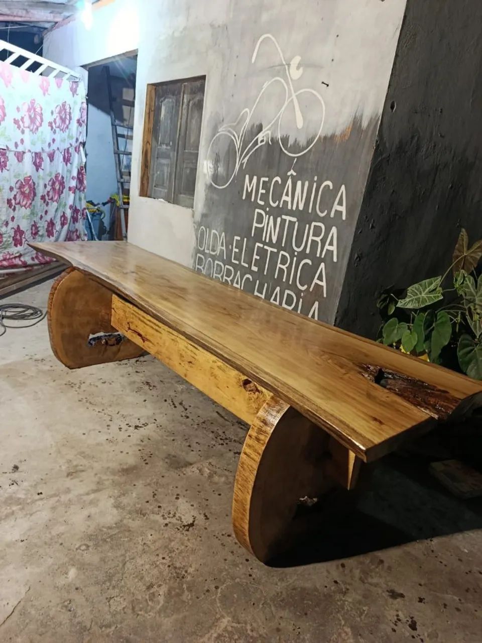 Vendo mesa rústica de piquiá  - Foto 2
