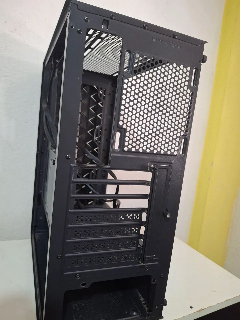 Gabinete sem fans  - Foto 4