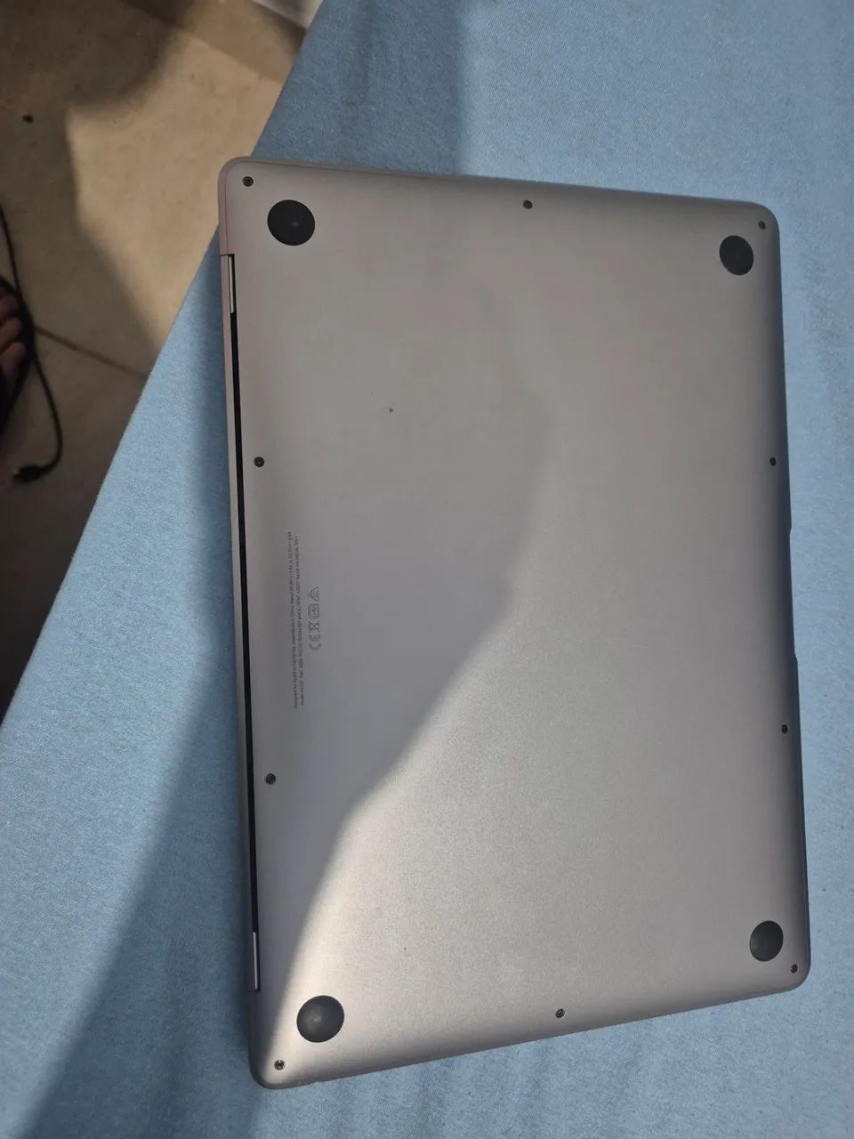 Macbook air m1 2020 modelo a2337 - Foto 2