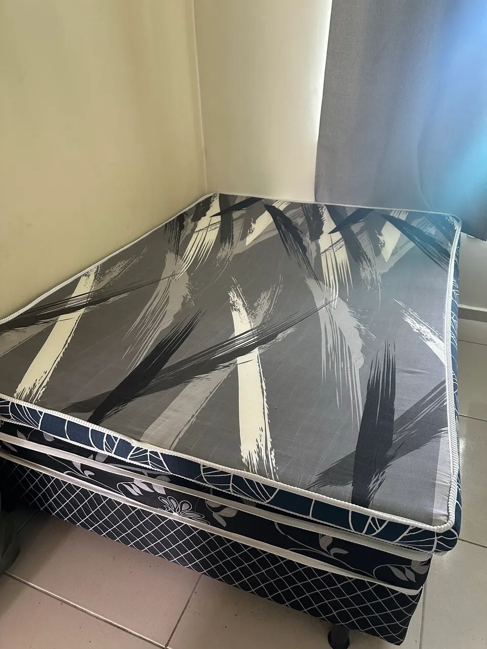 Cama de casal + Colchão  - Foto 4