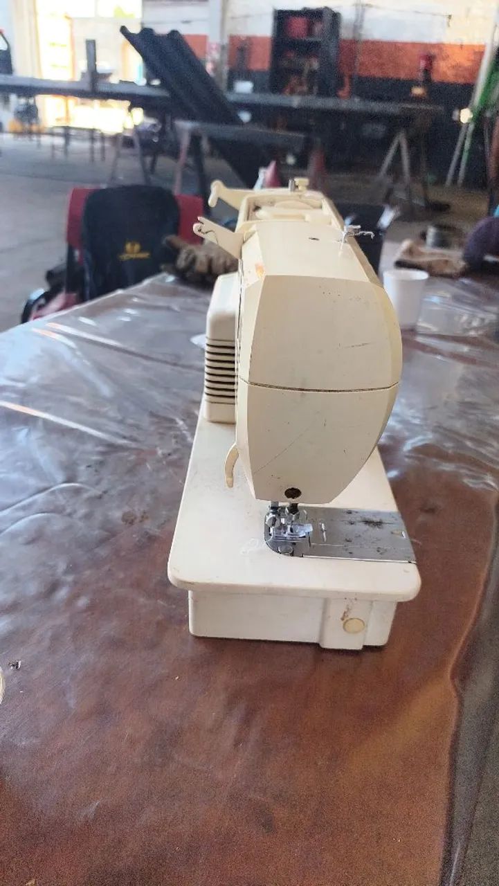Máquina de costura.aceito ofertas. - Foto 5
