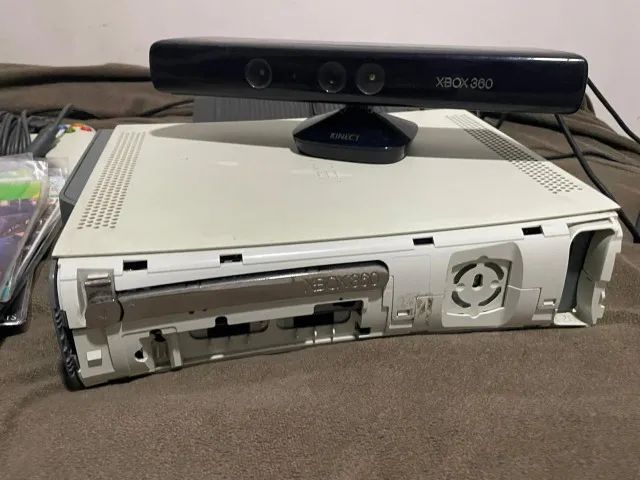 Xbox 360 + Controles + Kinect
