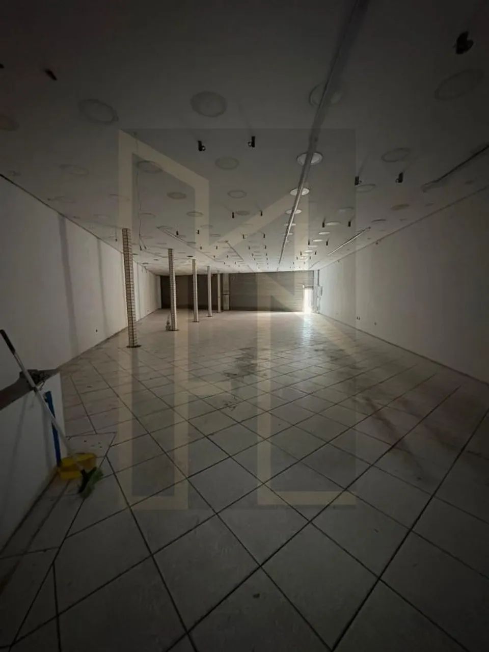 Salão Comercial para Locação em Poá, Centro, 4 banheiros - Foto 3