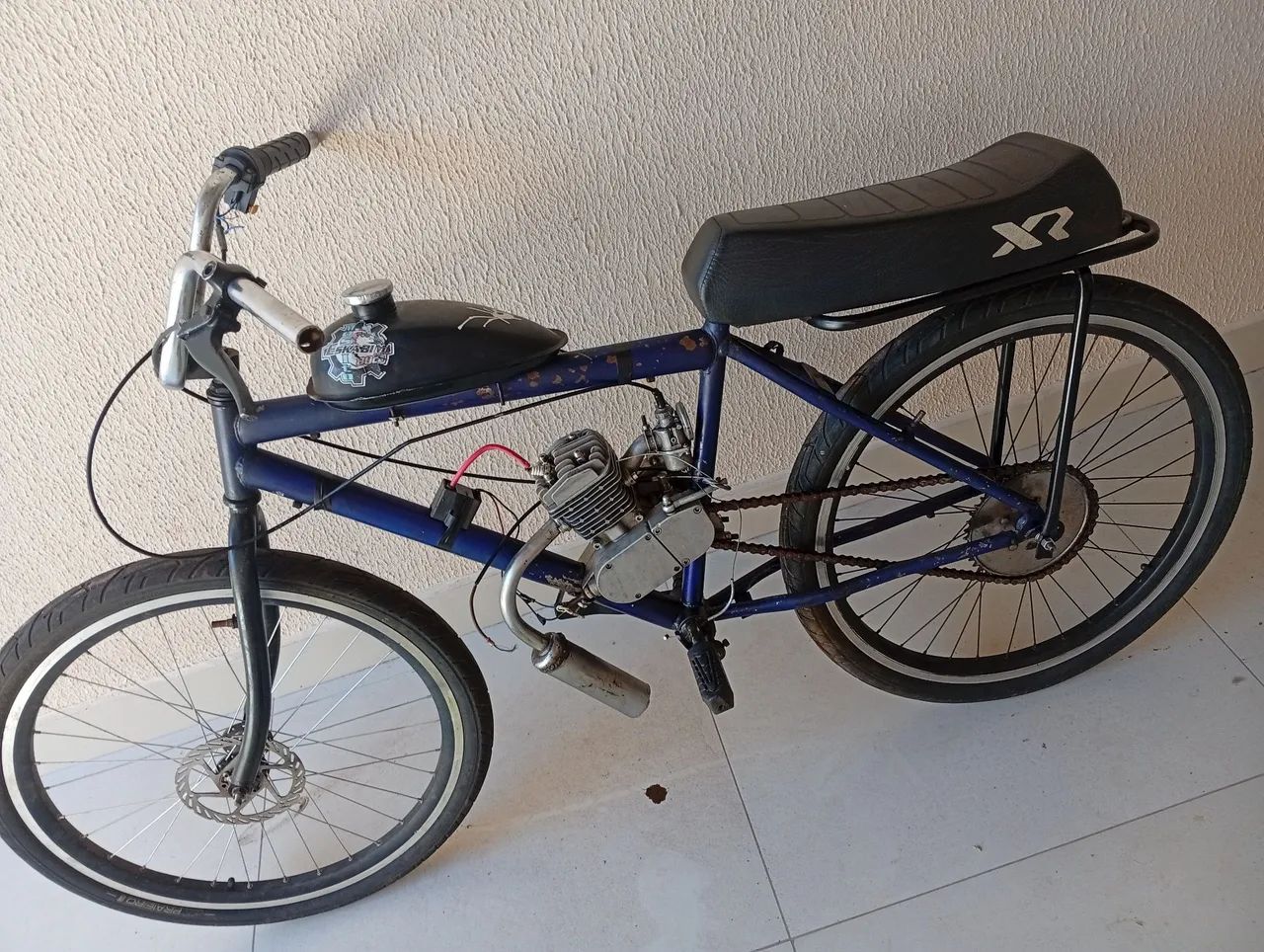 Vendo motorizada 