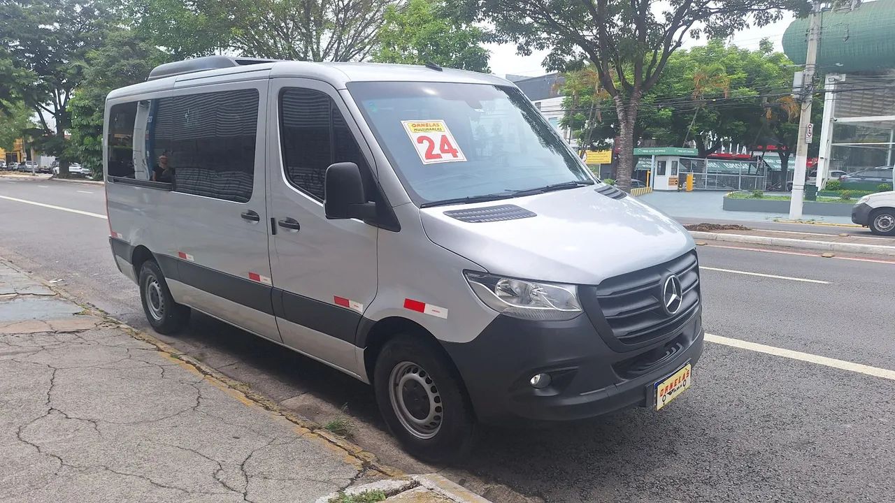 Mercedes-Benz Sprinter 2024