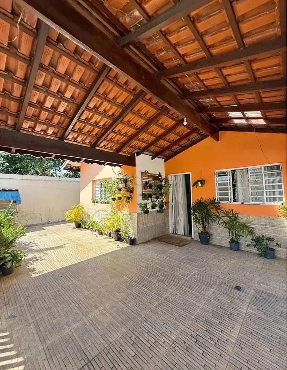 CASA A VENDA EM TAGUATINGA