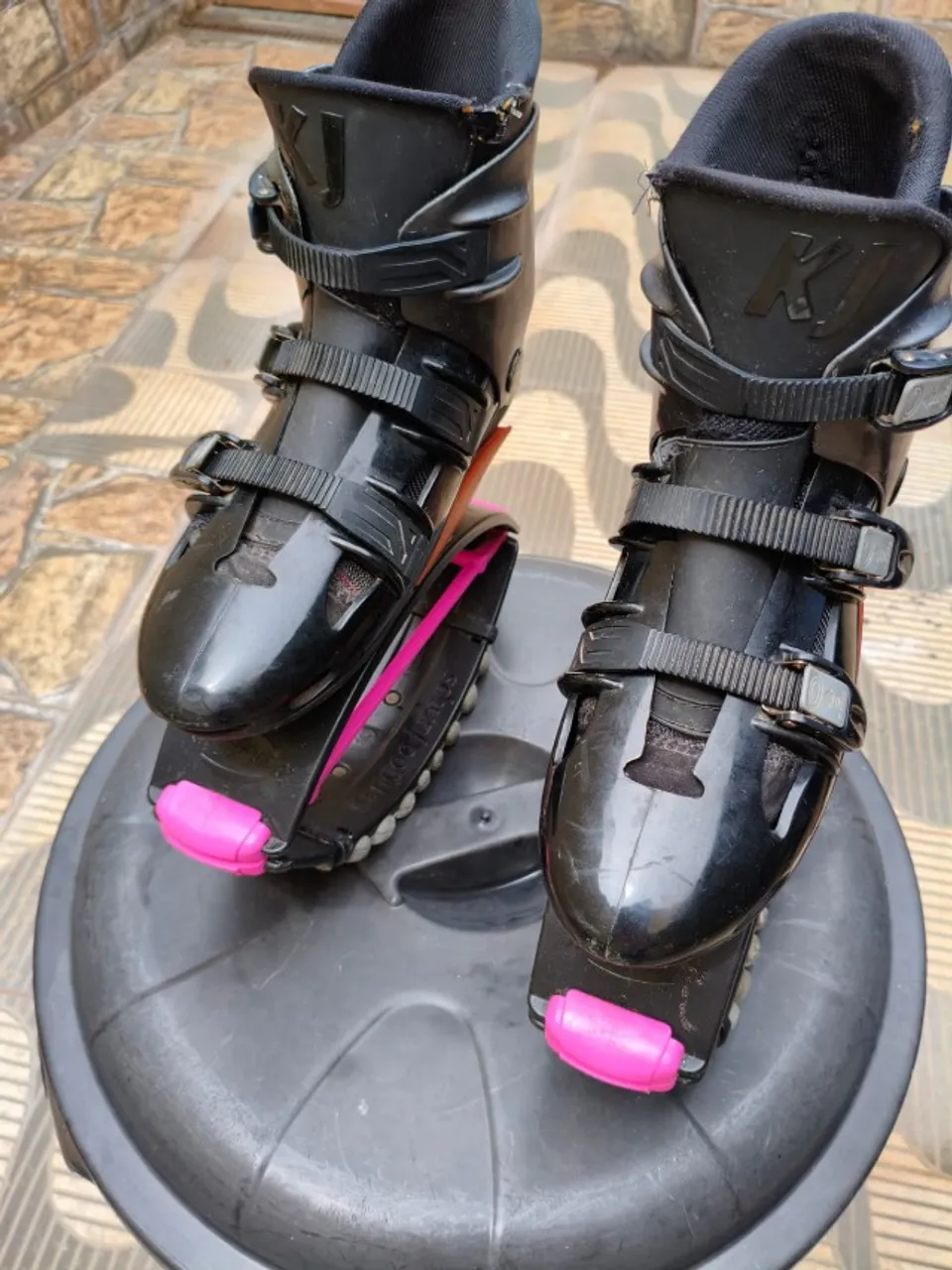 Kangoo Jumps - Calçados esportivos para atividades físicas