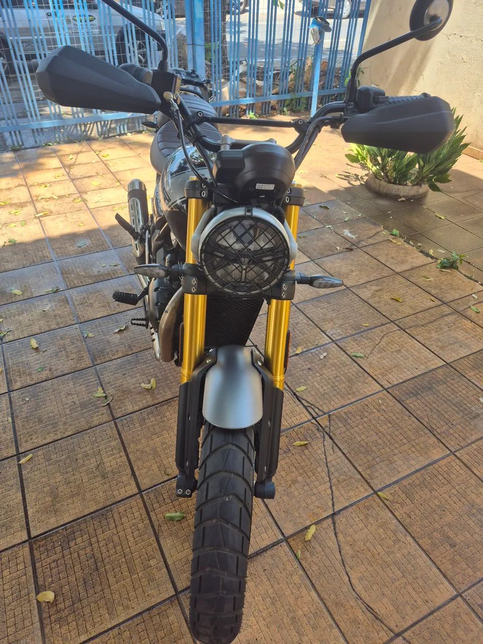Triumph scrambler 400x muito nova - Foto 2