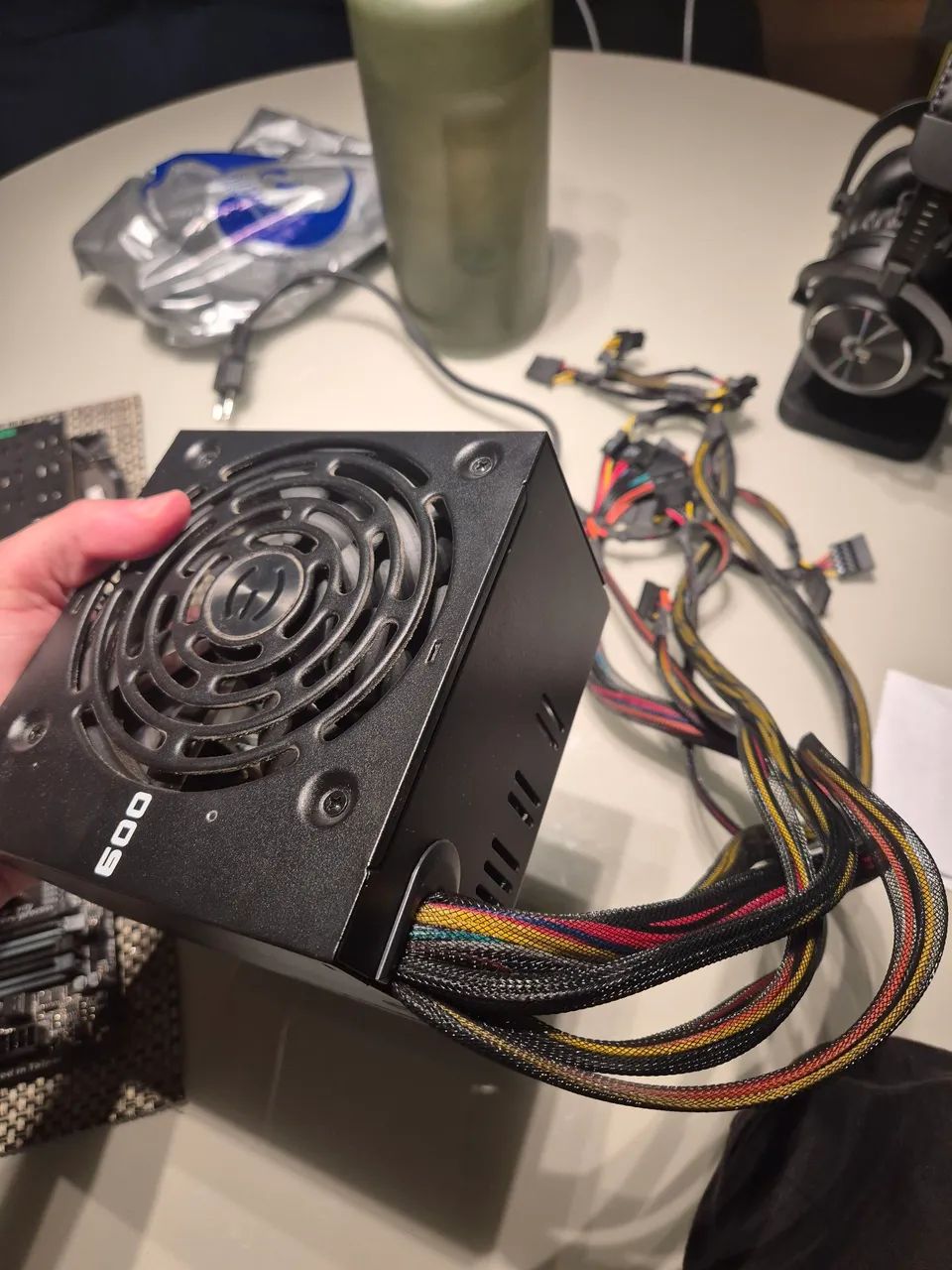 Fonte EVGA 600W 80 Plus White 100-W1-0600-K - Foto 2