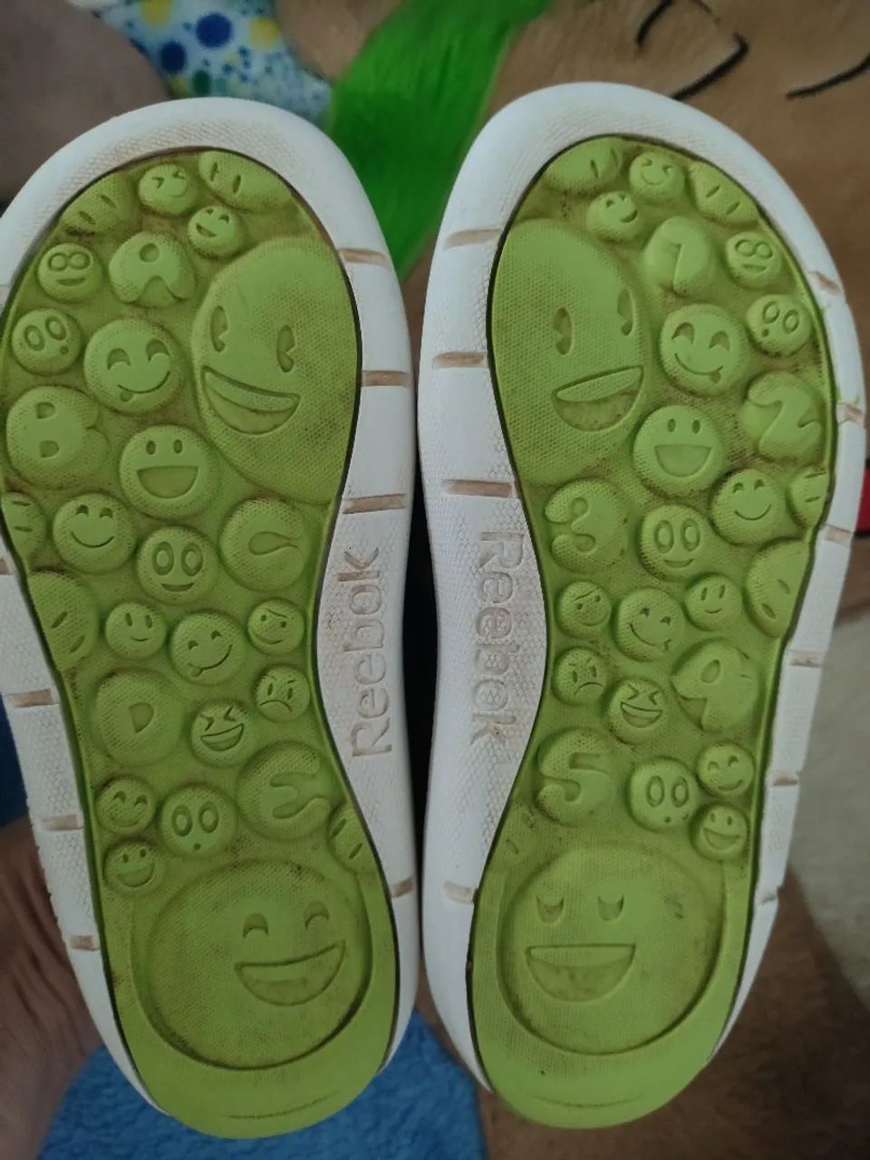 Tênis Reebok tamanho 24 - Foto 2
