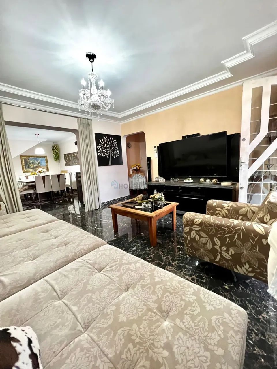 Sobrado Exclusivo à Venda  Próximo à Arena Pantanal