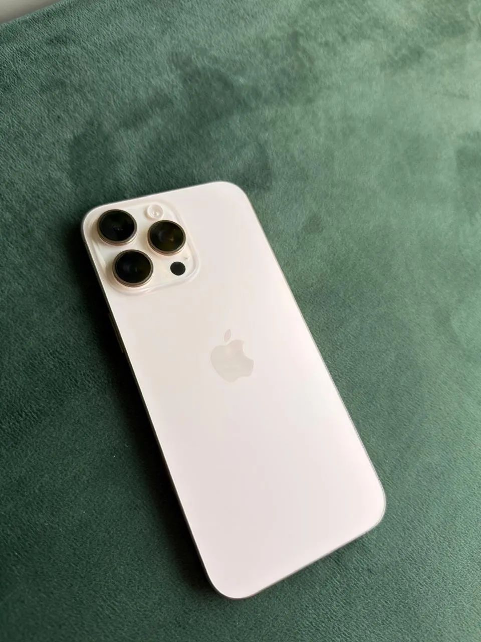 iPhone 16 Pro Max - Foto 2