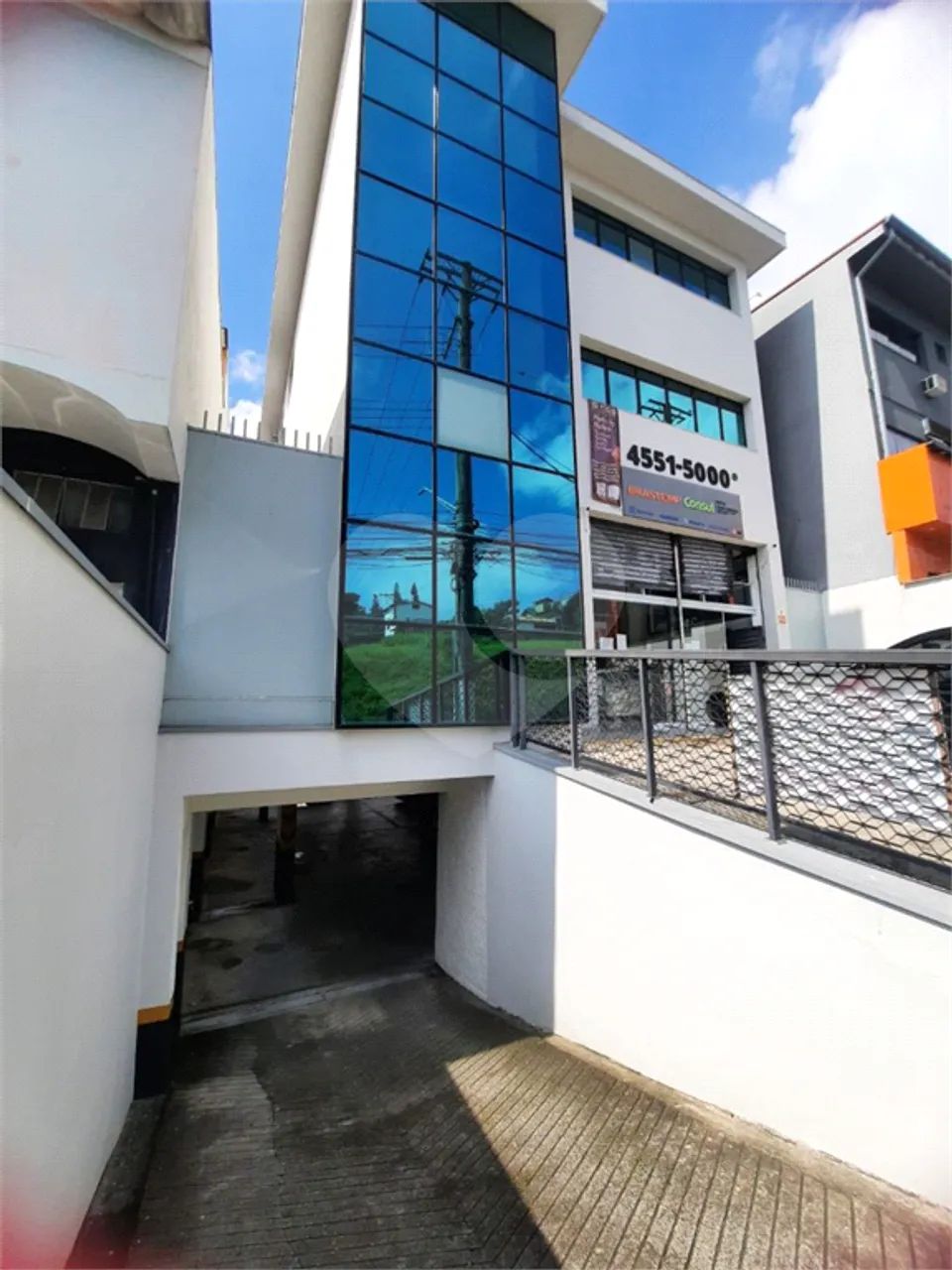 Sala Comercial com 58m² para Locação na Região da Granja Viana-Cotia ideal para escritório - Foto 2