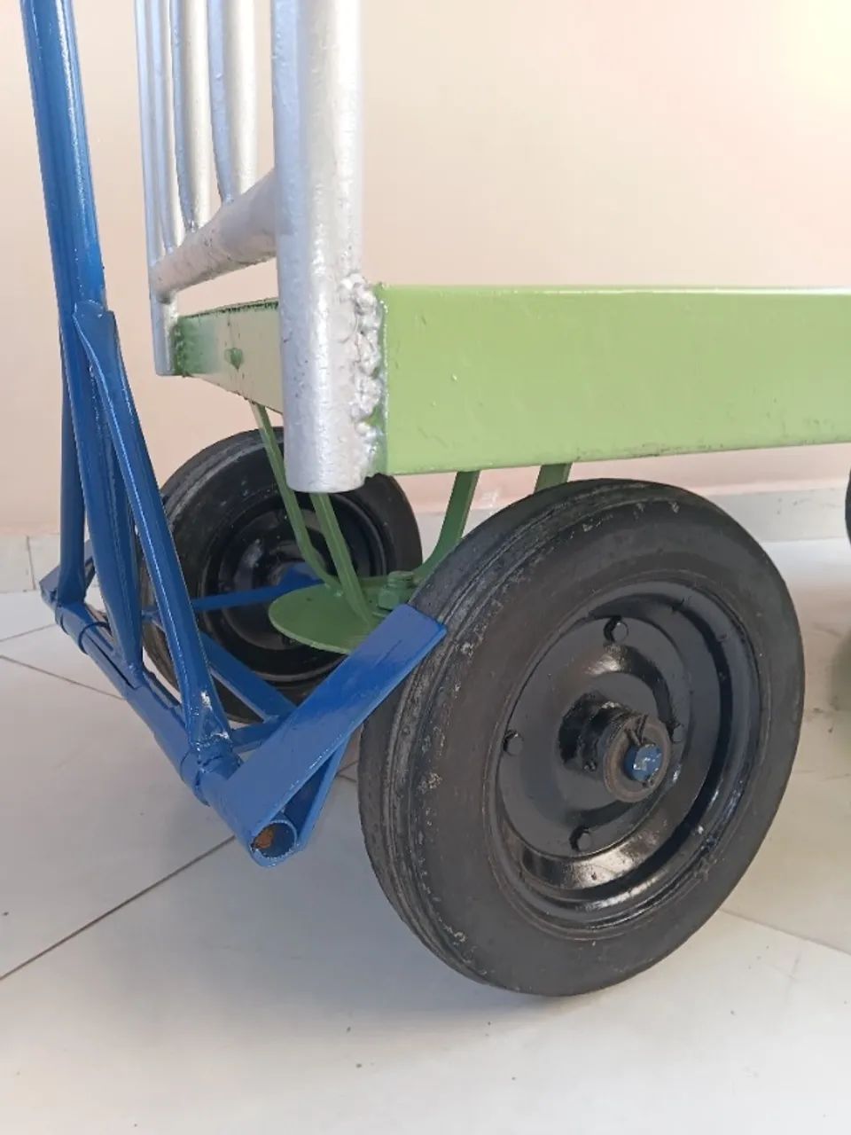 Carrinho Plataforma em Aço - Usado (excelente estado) - Foto 6