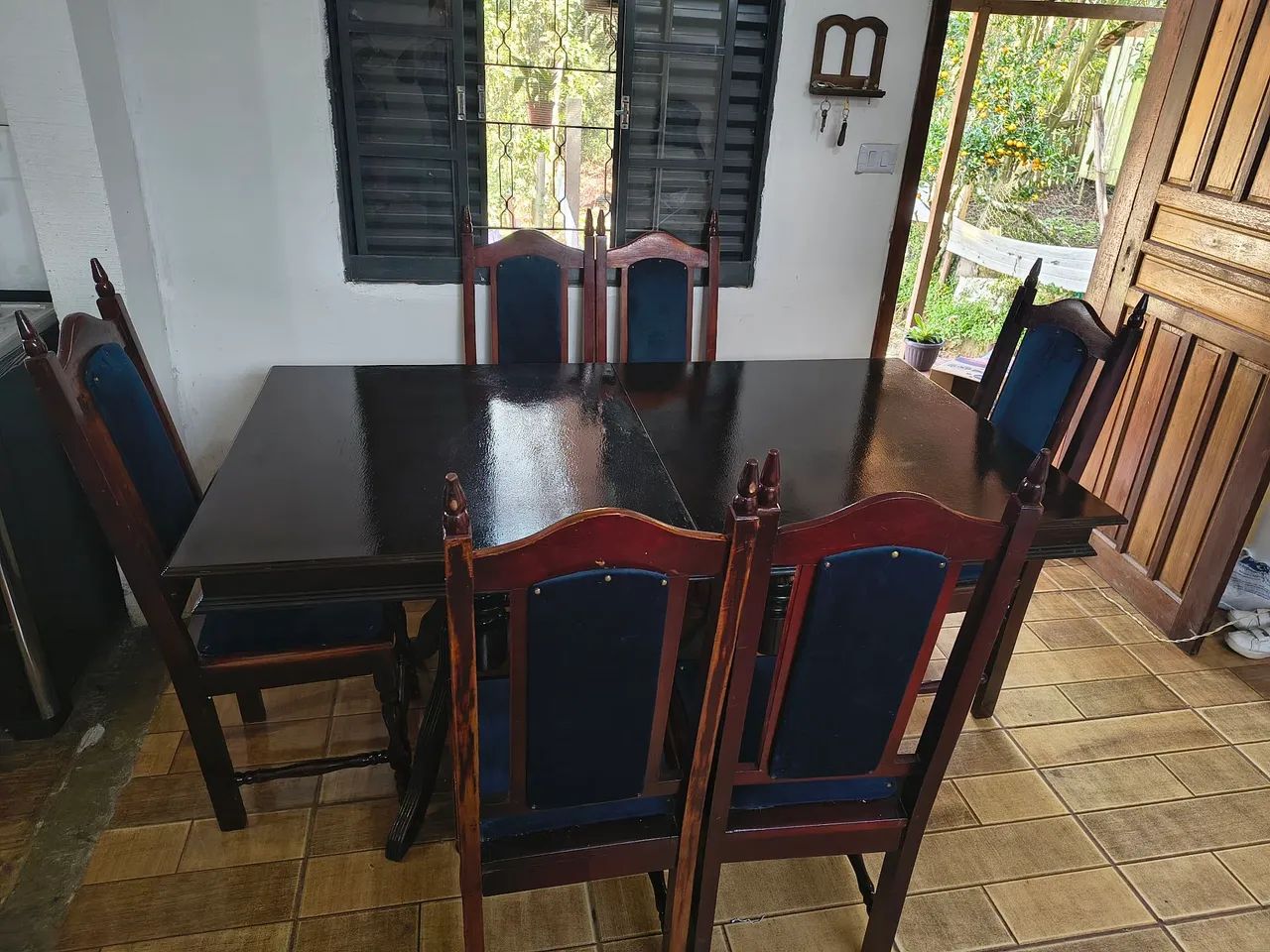 Vende-se mesa com 6 cadeiras  - Foto 4