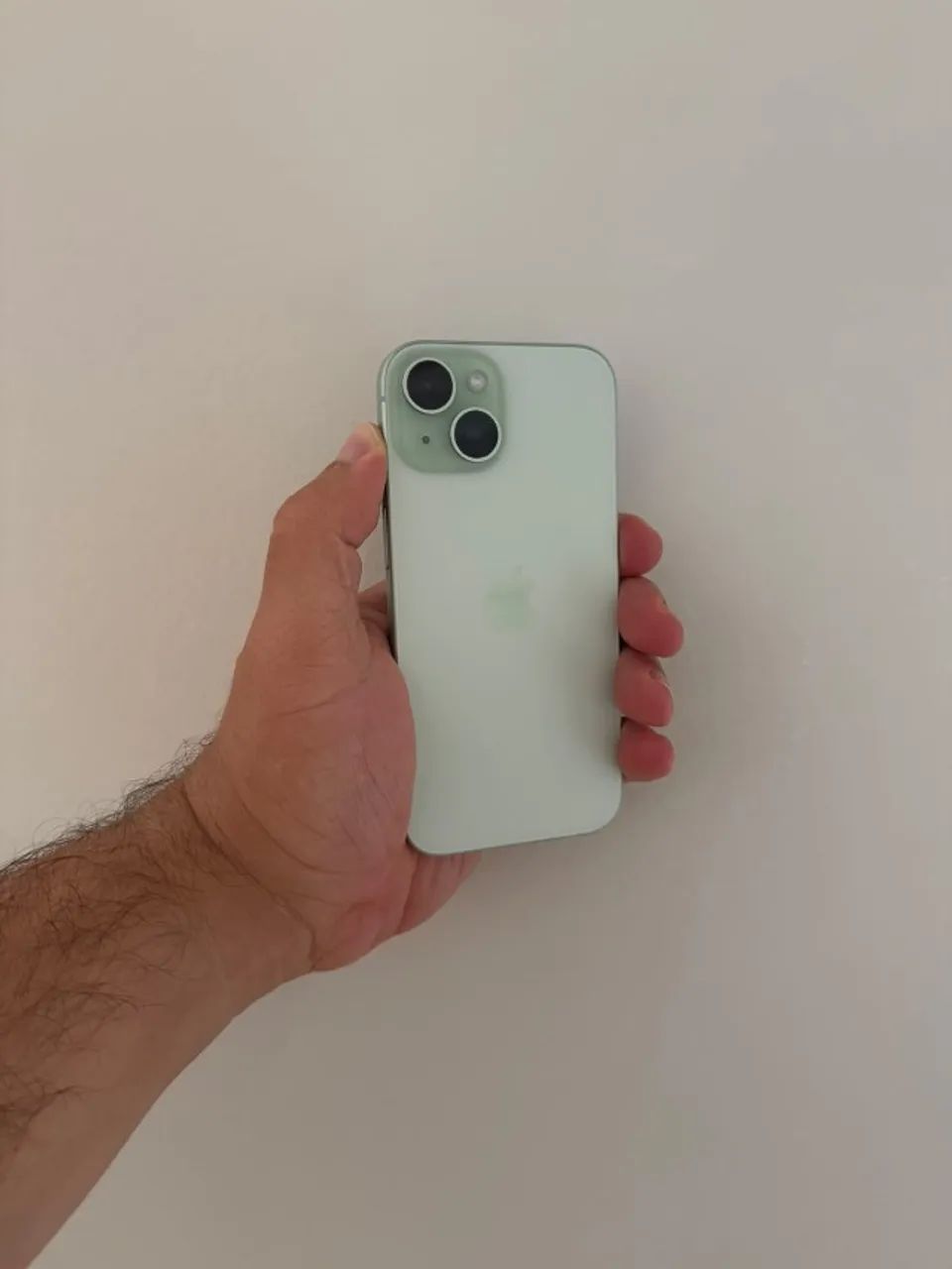 iPhone 15 Verde 256GB | Excelente oportunidade! - Celulares e