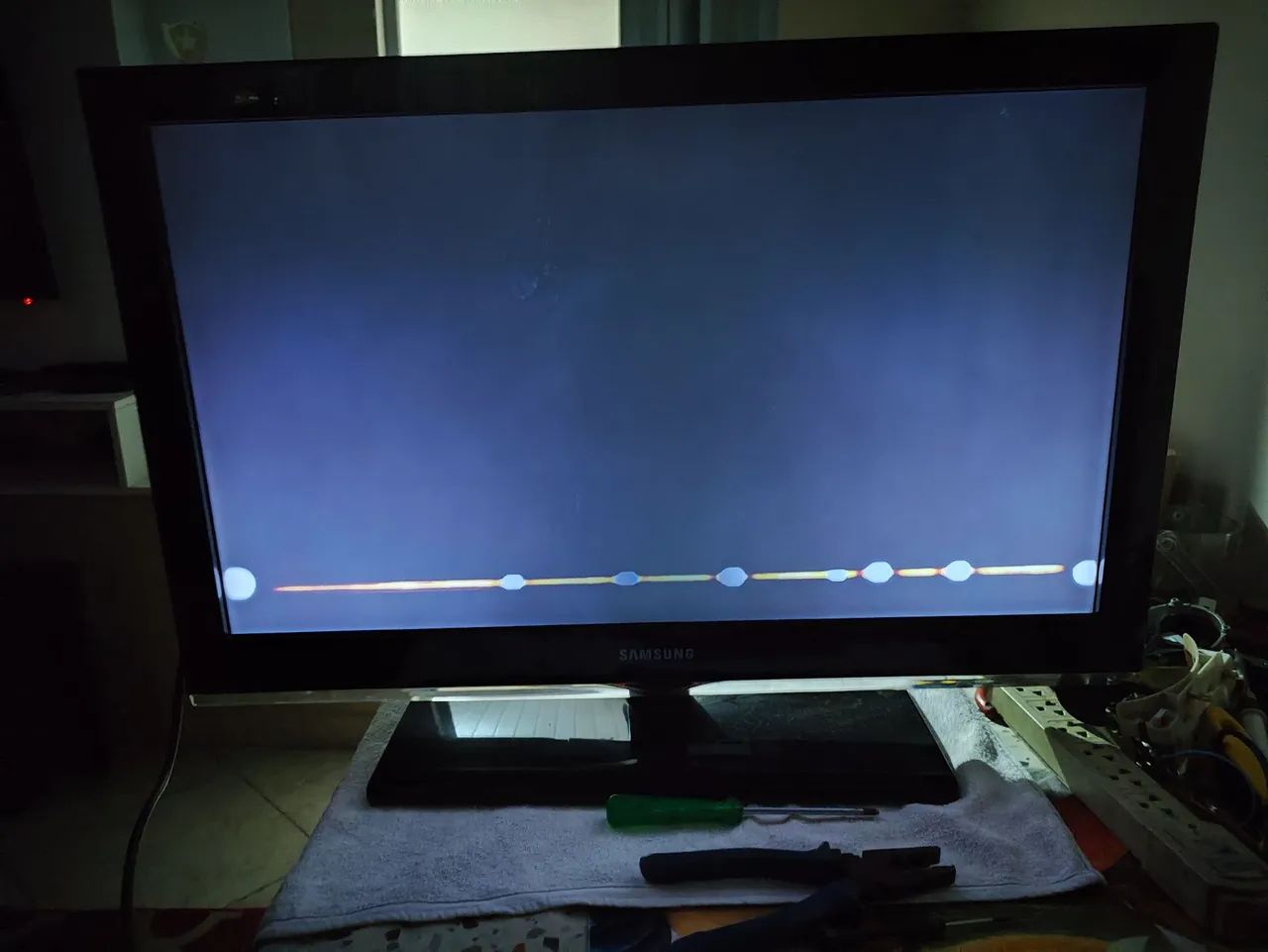 TV Sanssung LN32C530F1M
