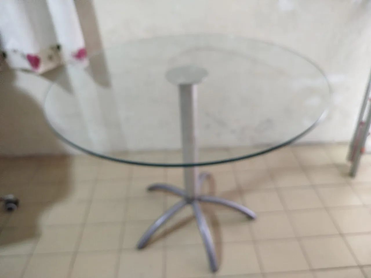 Mesa vidro redonda