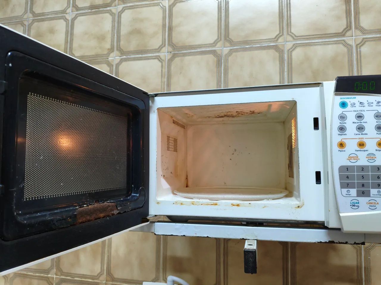 (Funciona perfeitamente) Microondas Electrolux 21L MEF28 - Foto 4