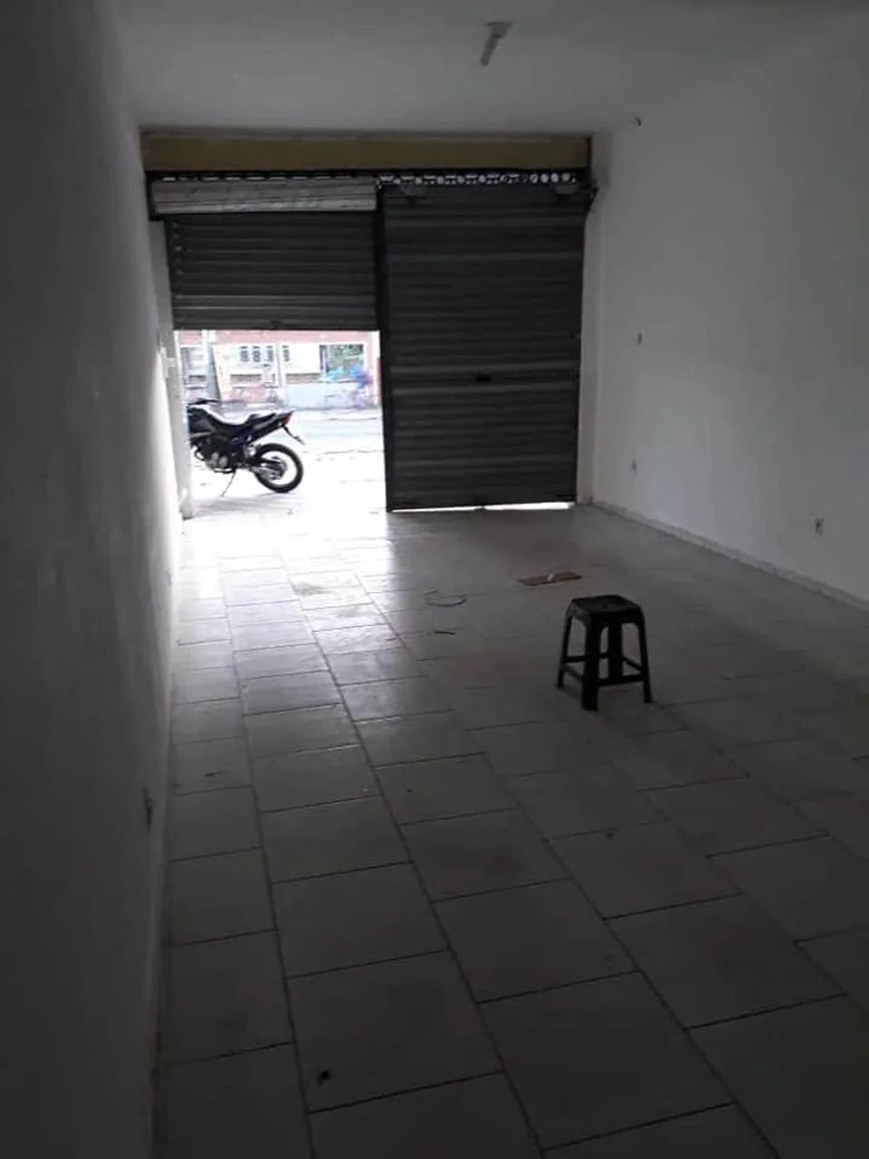 ALUGA-SE LOJA COMERCIAL - Santa Cruz. - Foto 3