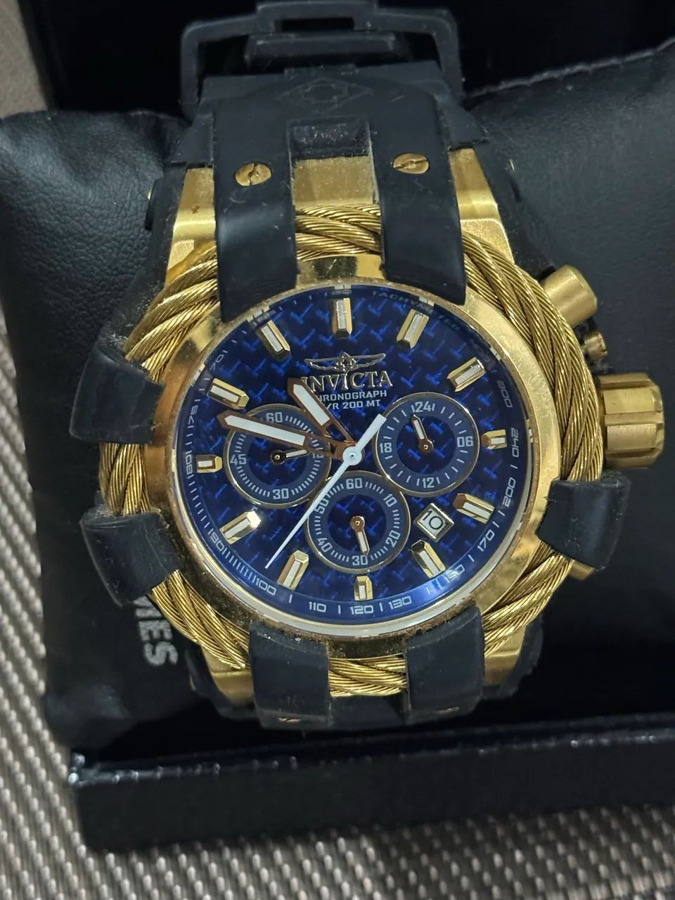 INVICTA BOLT  - Foto 2