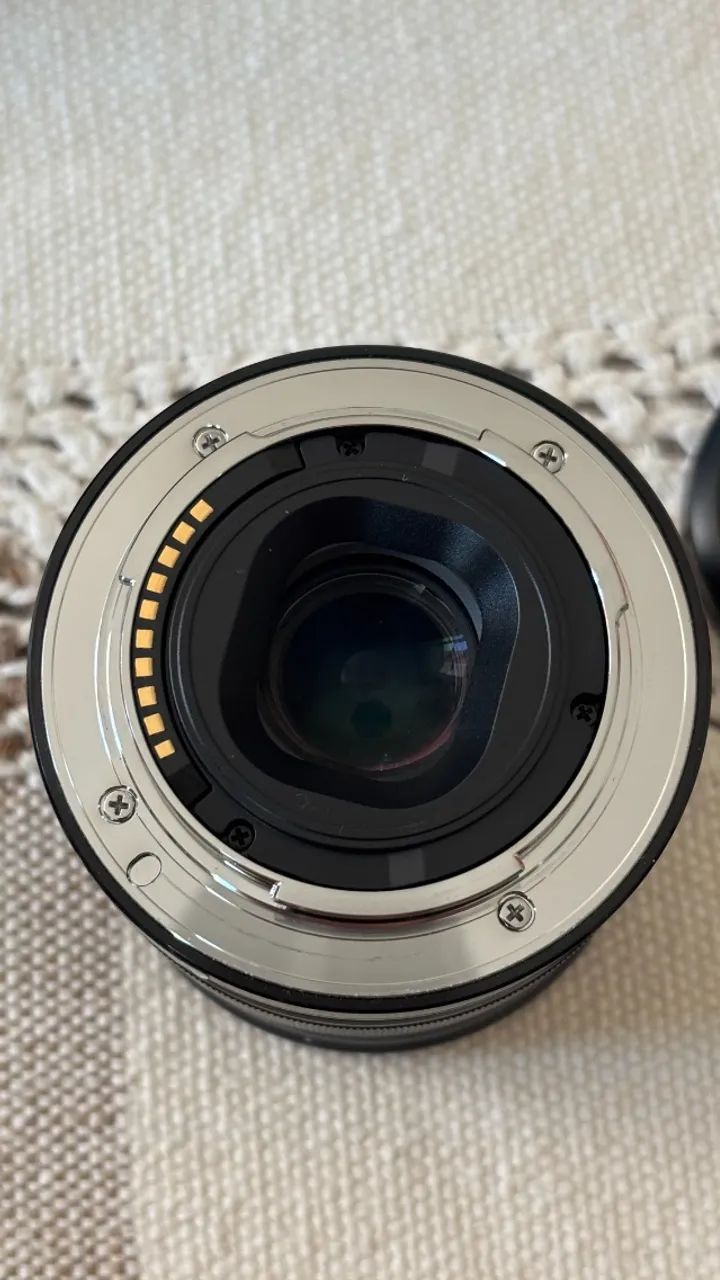 Camera Sony Alpha A6000 + Lentes SEL35F18 e SELP1650 + micro SD