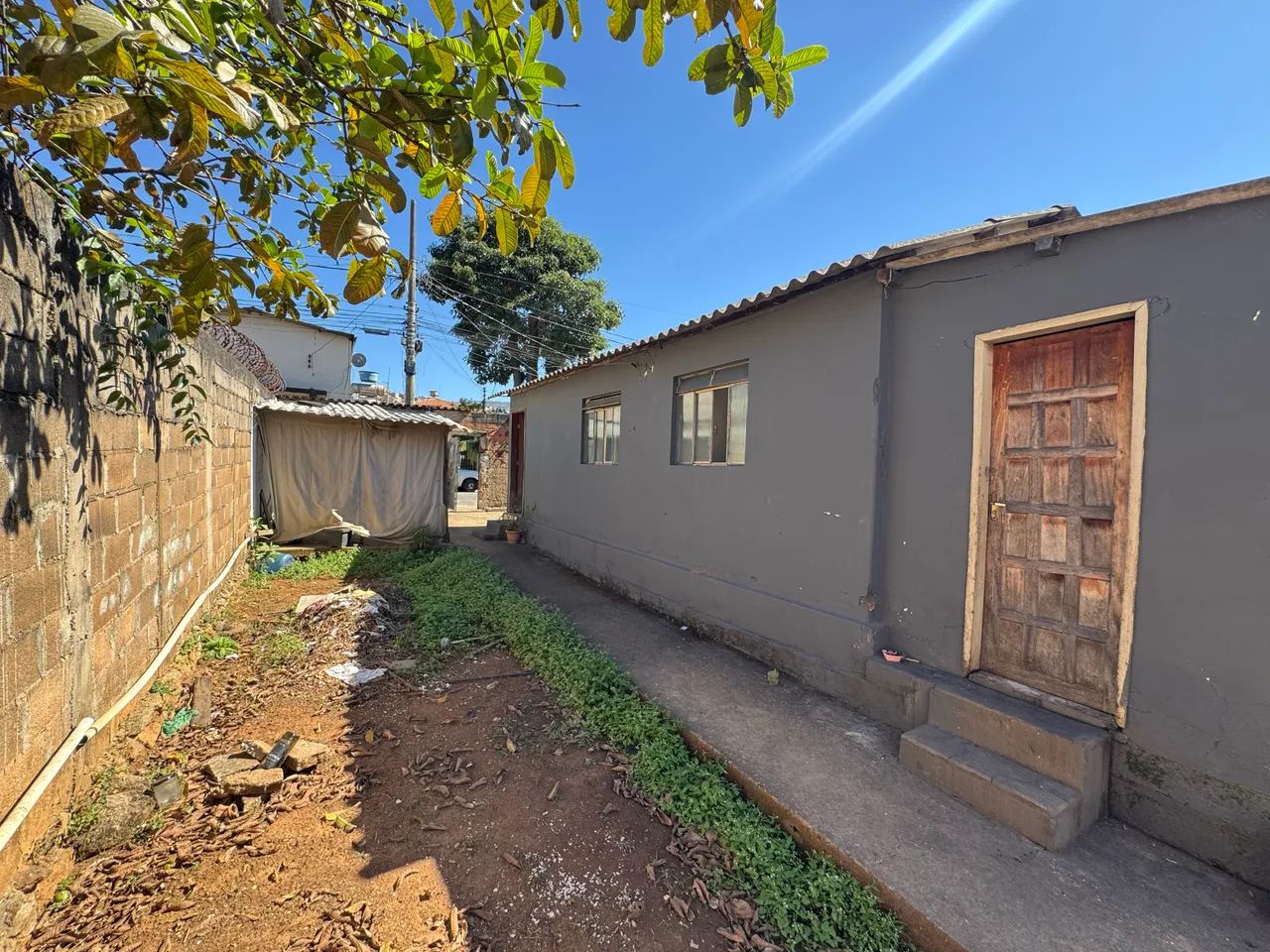 Vendo Casa em lote de 360 m2 - Foto 2