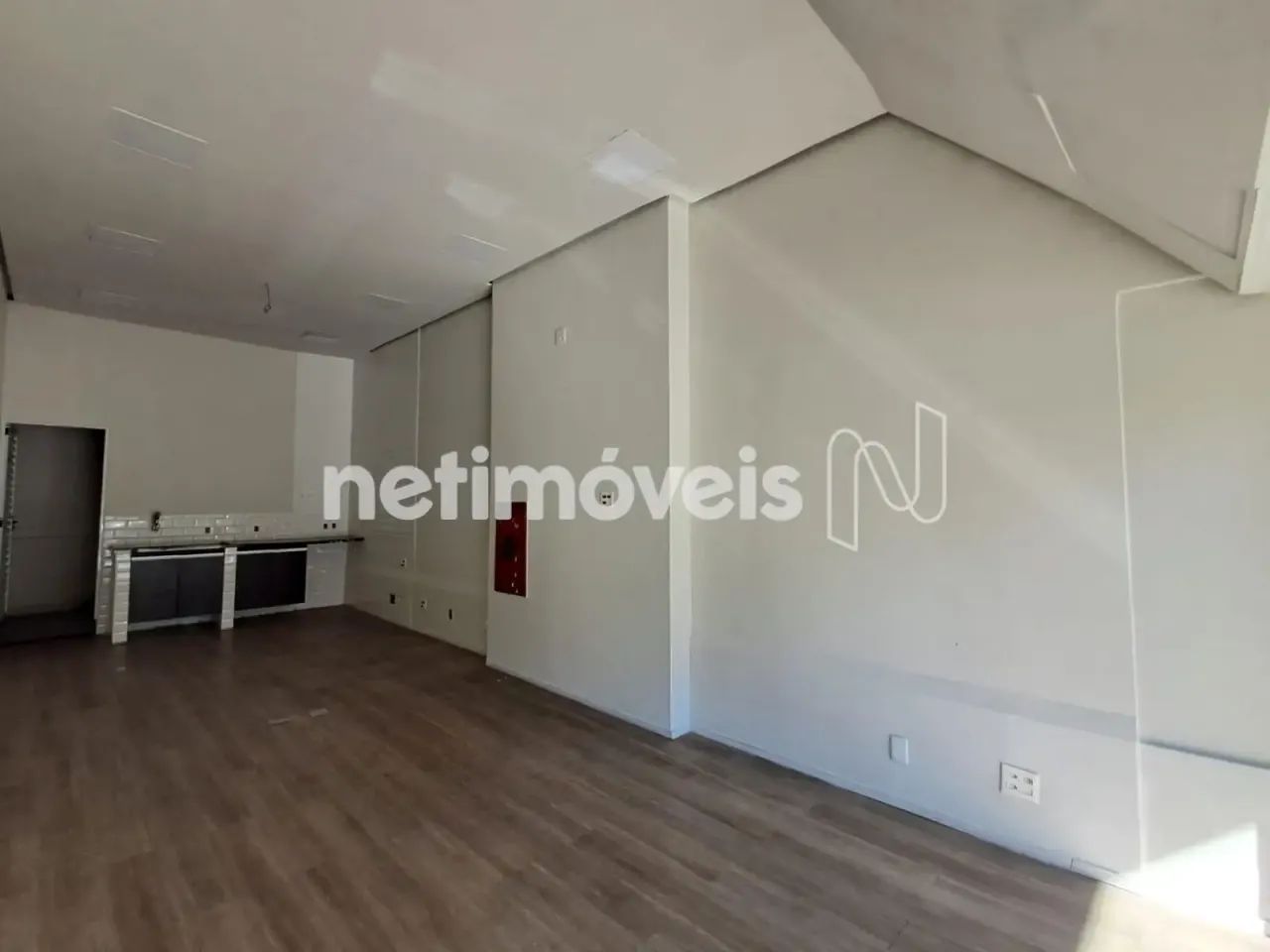 Loja Comercial com Mezanino e 2 Cozinhas  66m²;  Bairro Funcionários - Foto 2