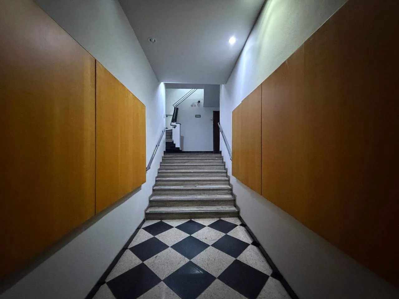 Sala Comercial para alugar no Bairro Carmo de Belo Horizonte/MG - Foto 2