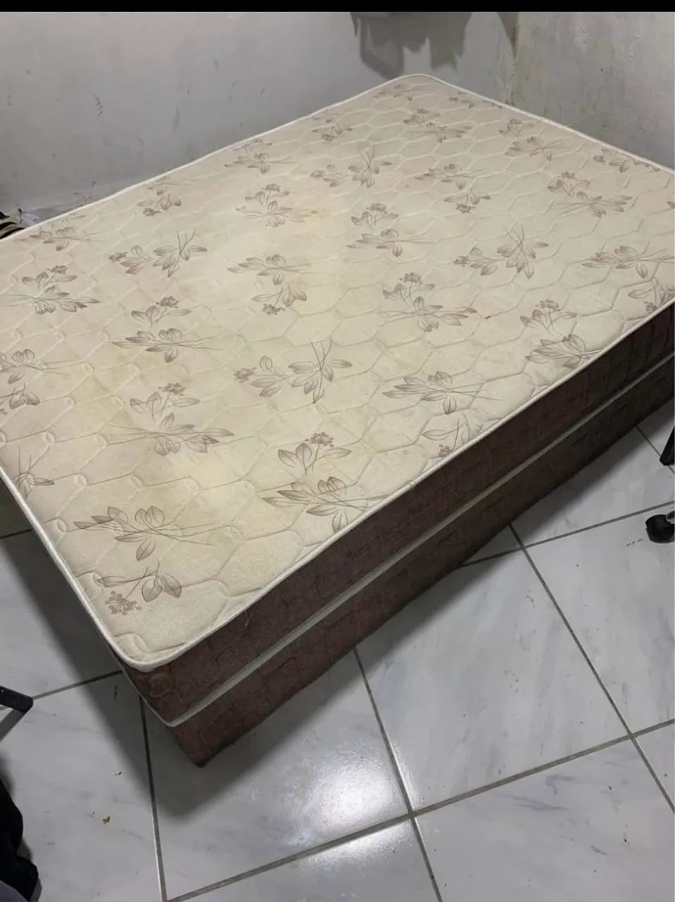 Cama box casal 