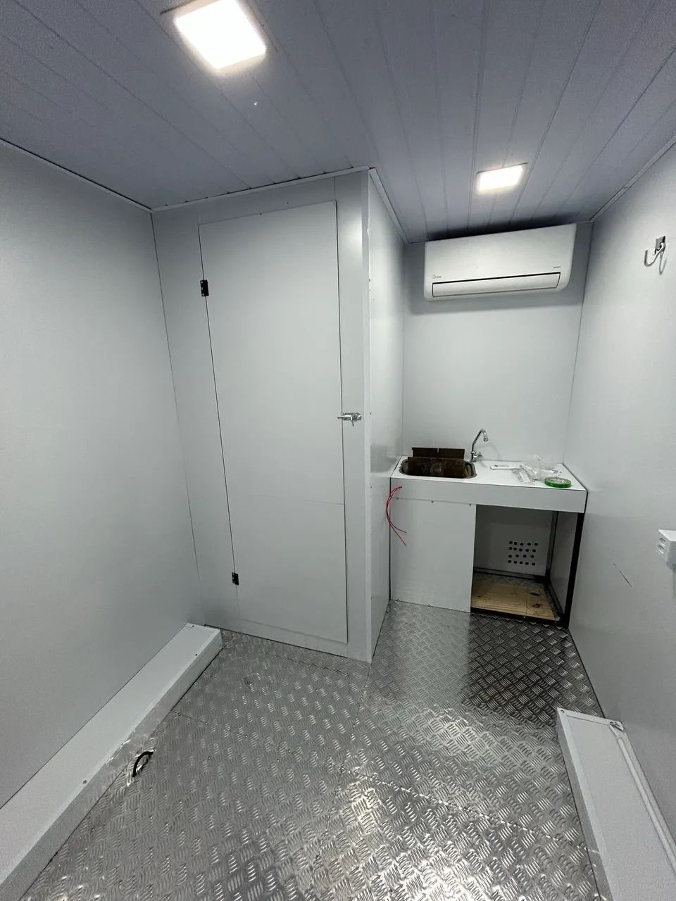 Trailer camarim com banheiro  - Foto 5