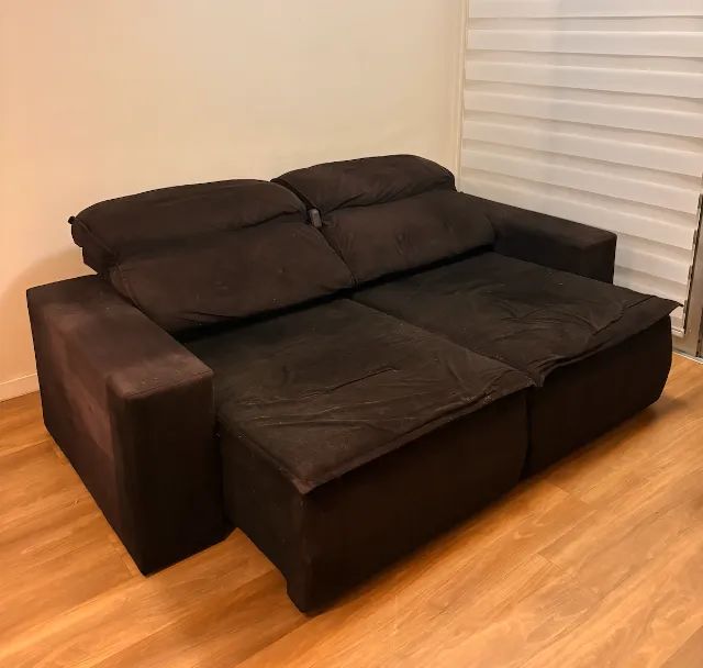 Sofá retrátil 3 lugares preto - Foto 3