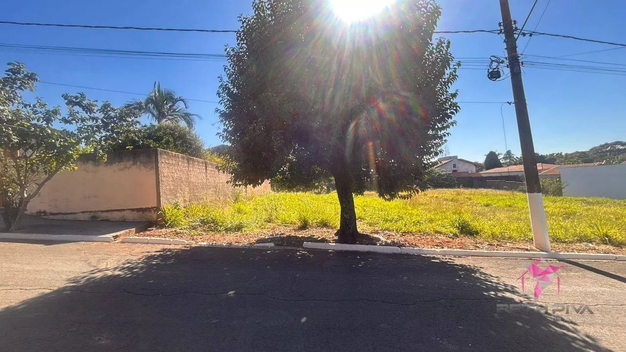 TERRENO À VENDA | CENTRO SANTA CRUZ DA CONCEIÇÃO