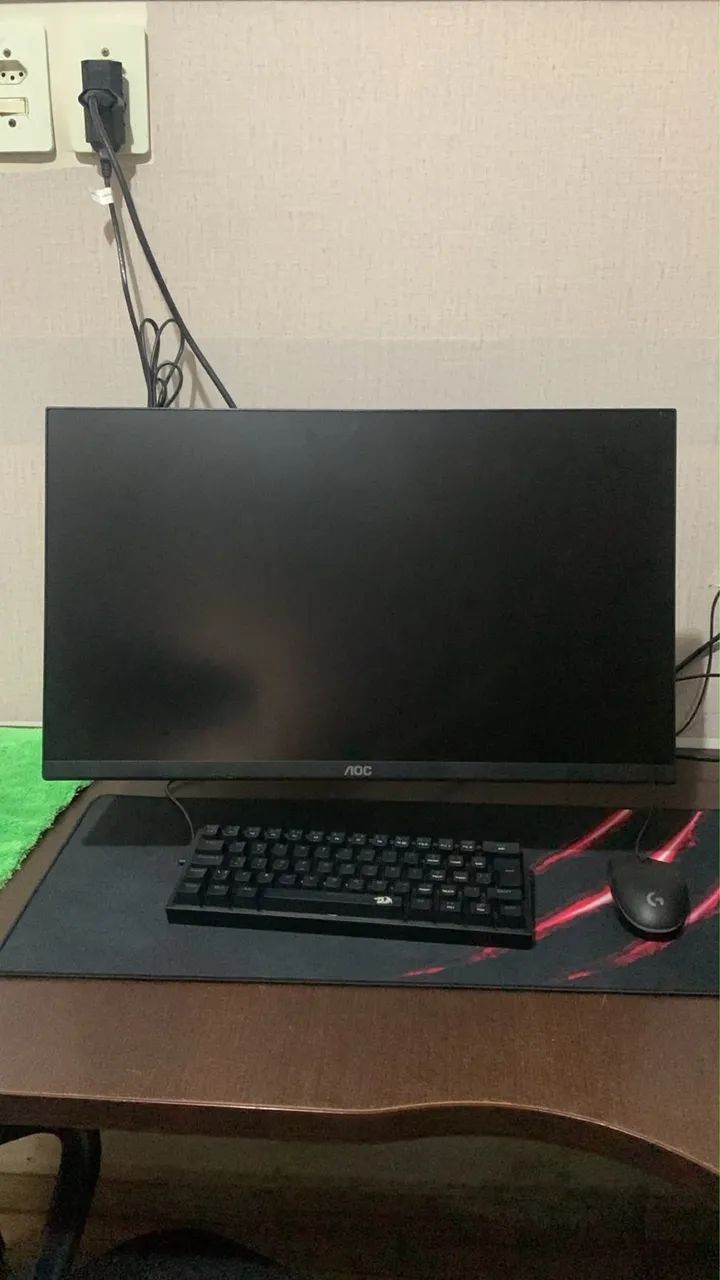 MONITOR 100 HZ AOC