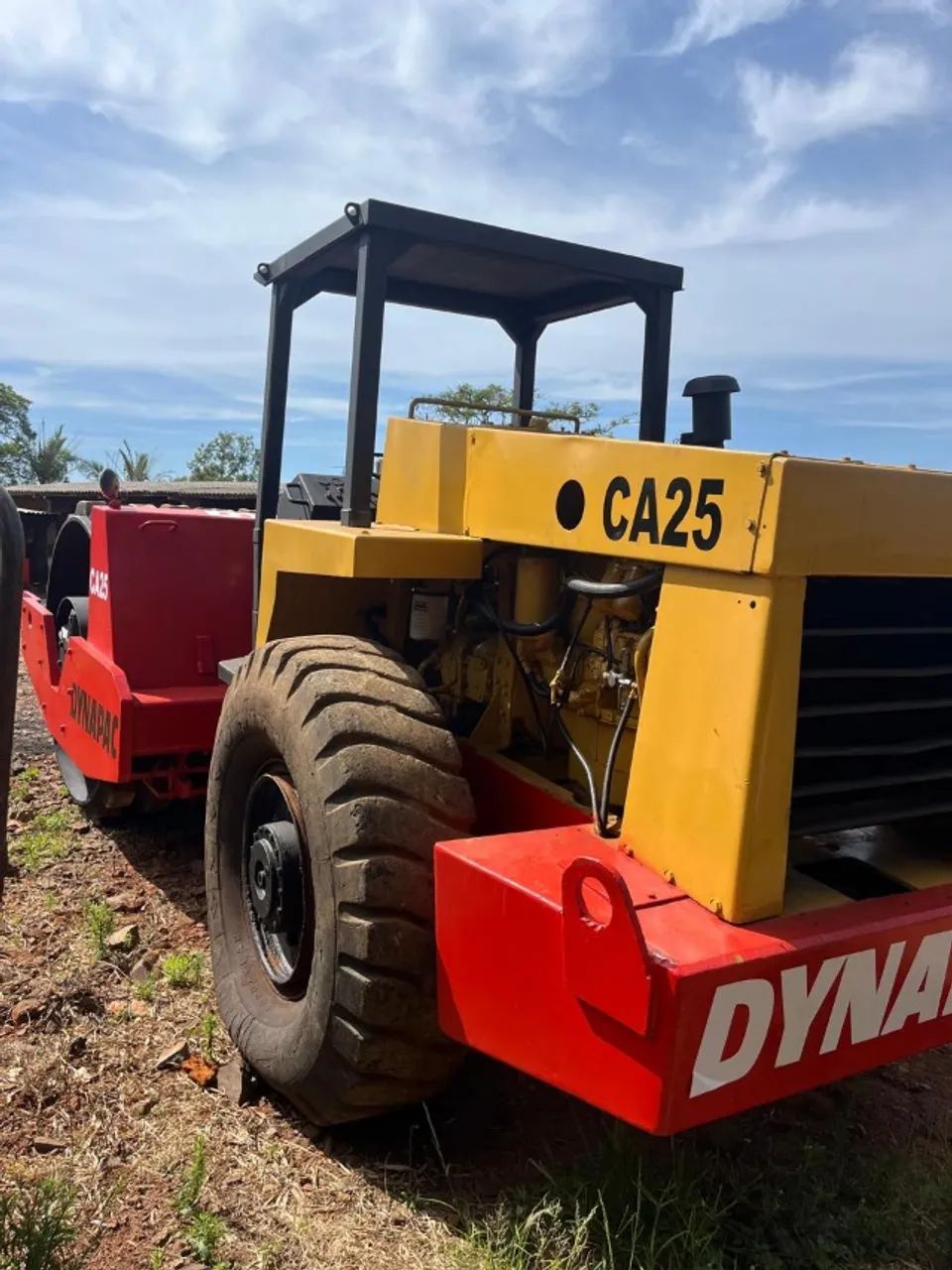 ROLO COMPACTADOR DYNAPC CA25 ANO 1986  (REVISADO ) - Foto 3
