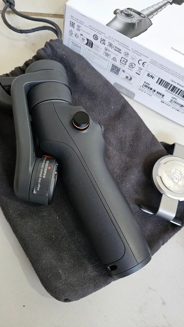 Estabilizador para celular DJI Osmo 6 Preto - Foto 5