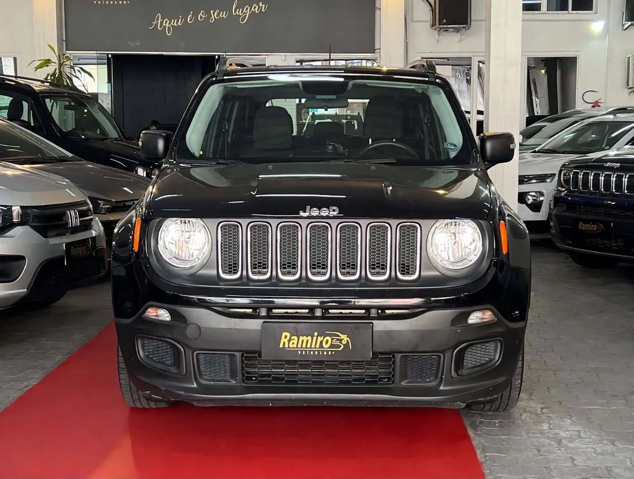 Jeep Renegade 1.8 4X2 Flex 16V Aut. 2017 - Foto 2