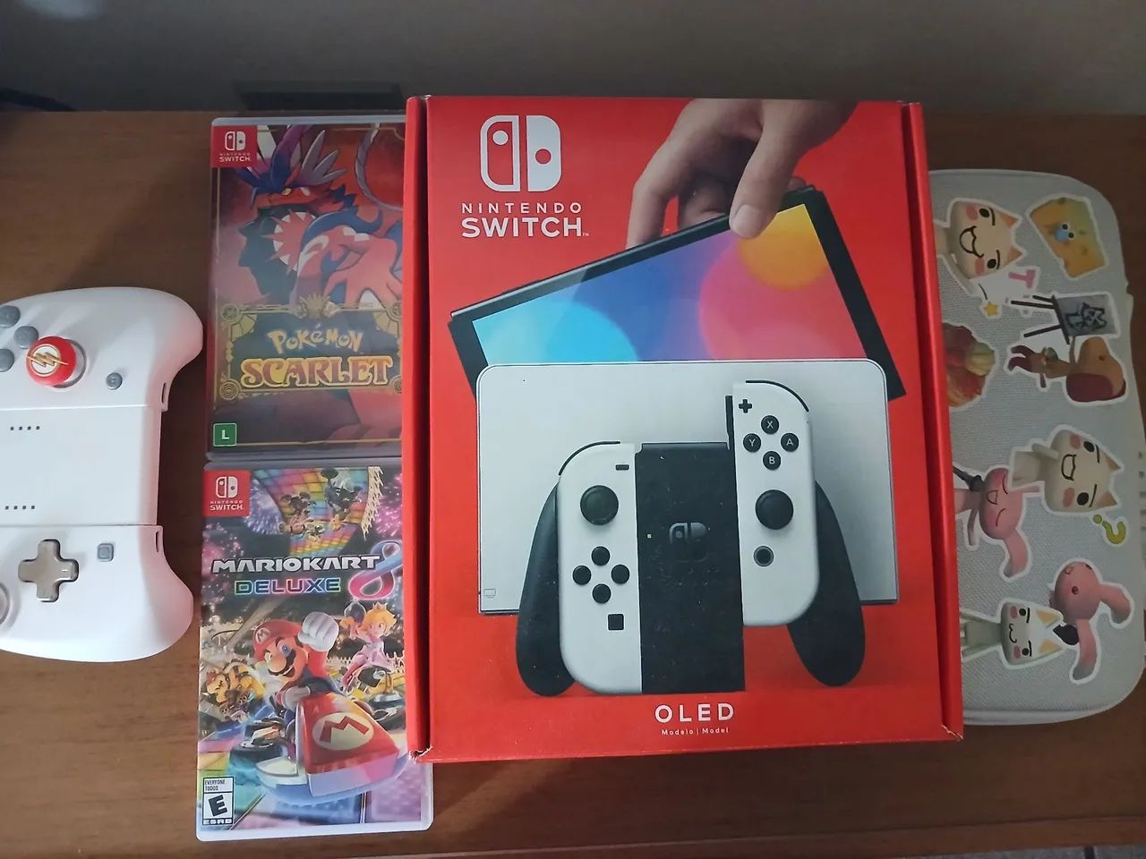 Nintendo Switch oled 256gb + acessórios e jogos