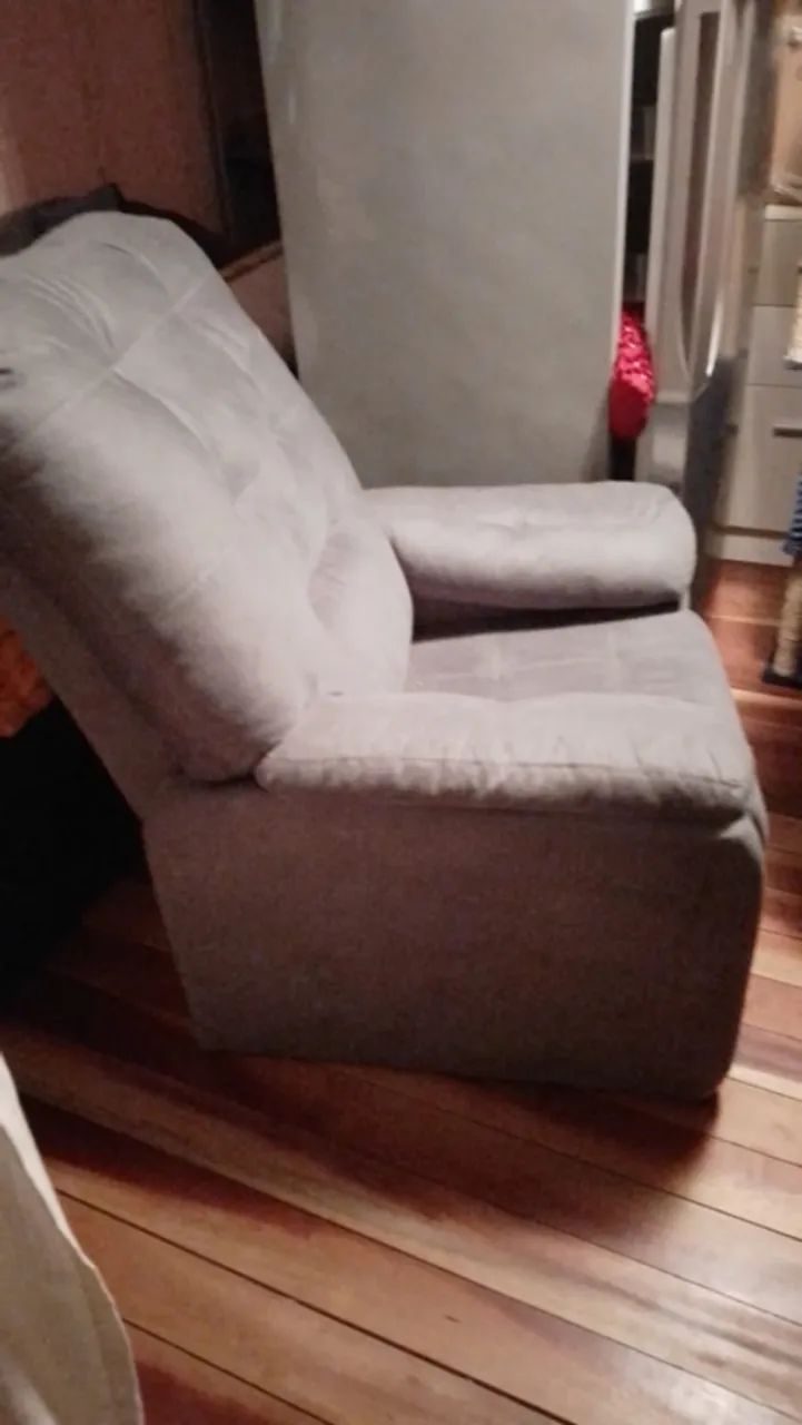 Vendo poltrona reclinável  - Foto 4