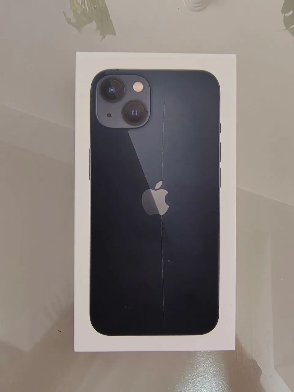Caixa vazia iPhone 13