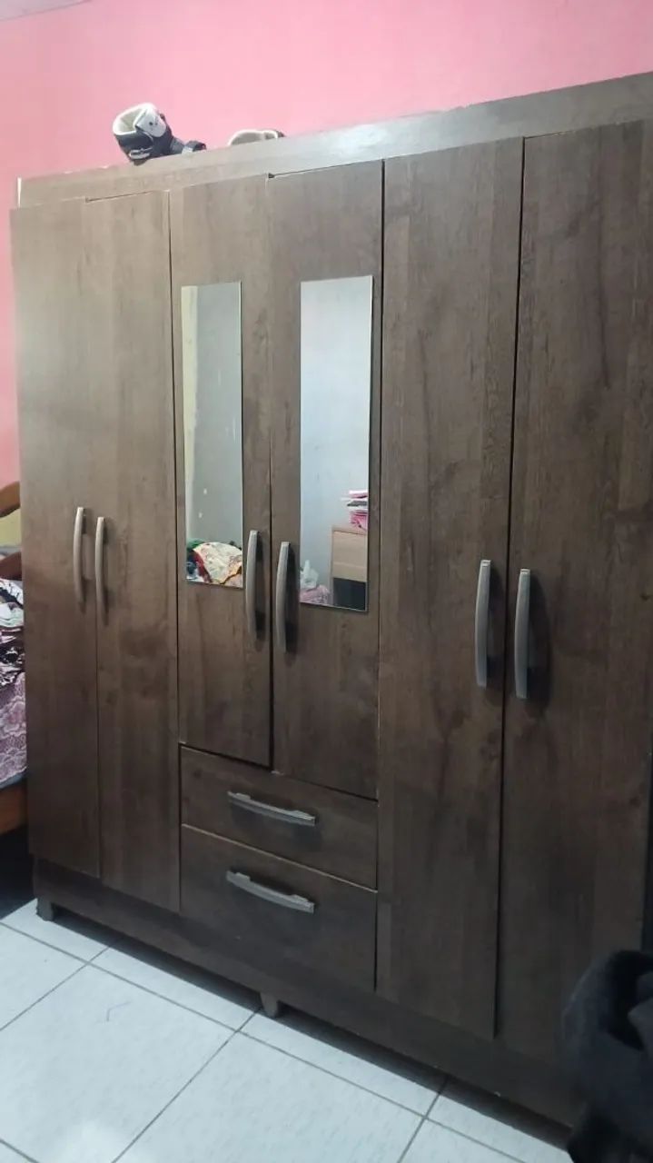 Guarda-roupa 