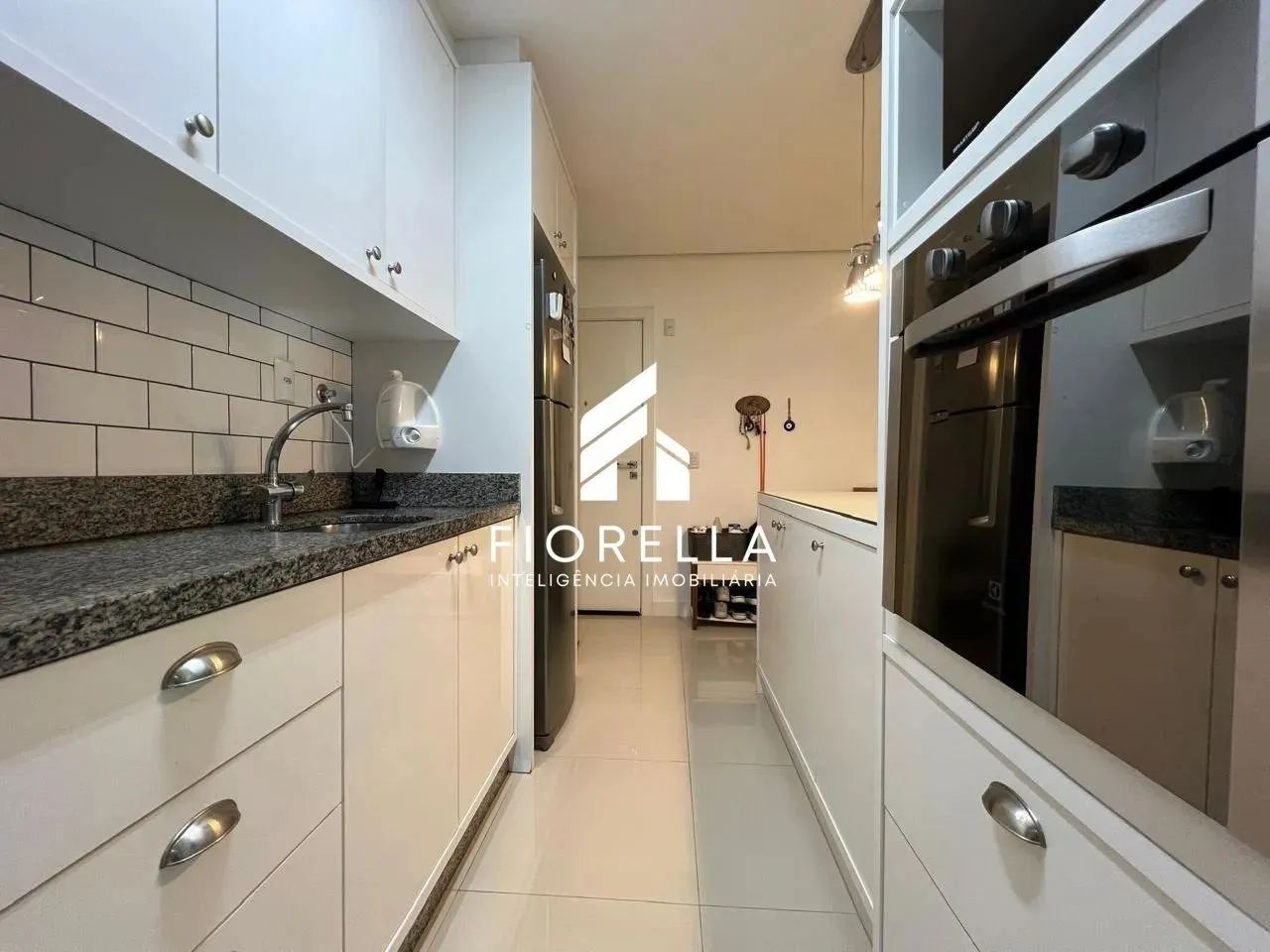 Apartamento com 02 dormitórios sendo 02 Suites no bairro Agronômica - Florianópolis/ SC - Foto 5