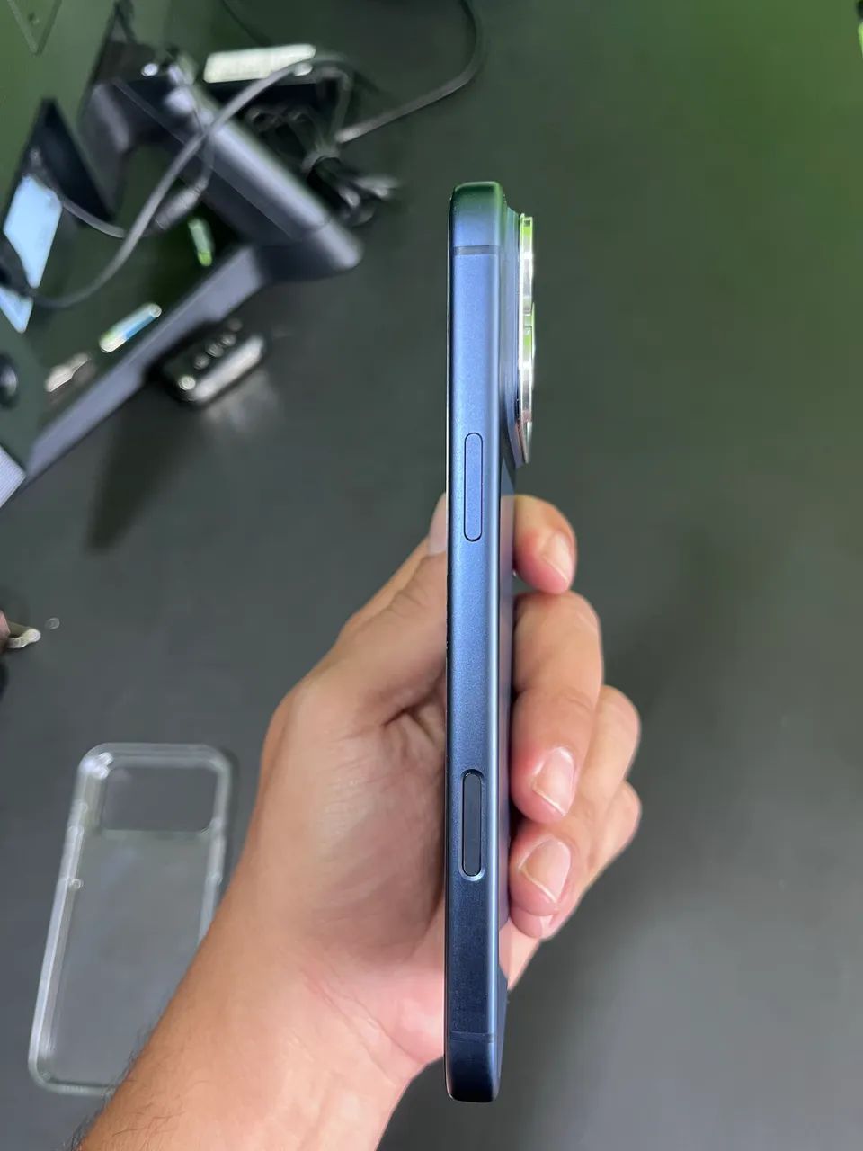 iPhone 17 pro max 256 - Foto 4