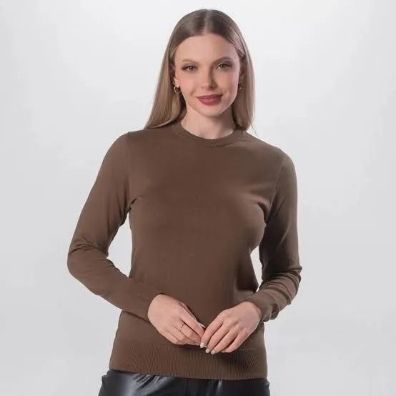 Suéter feminino básico 