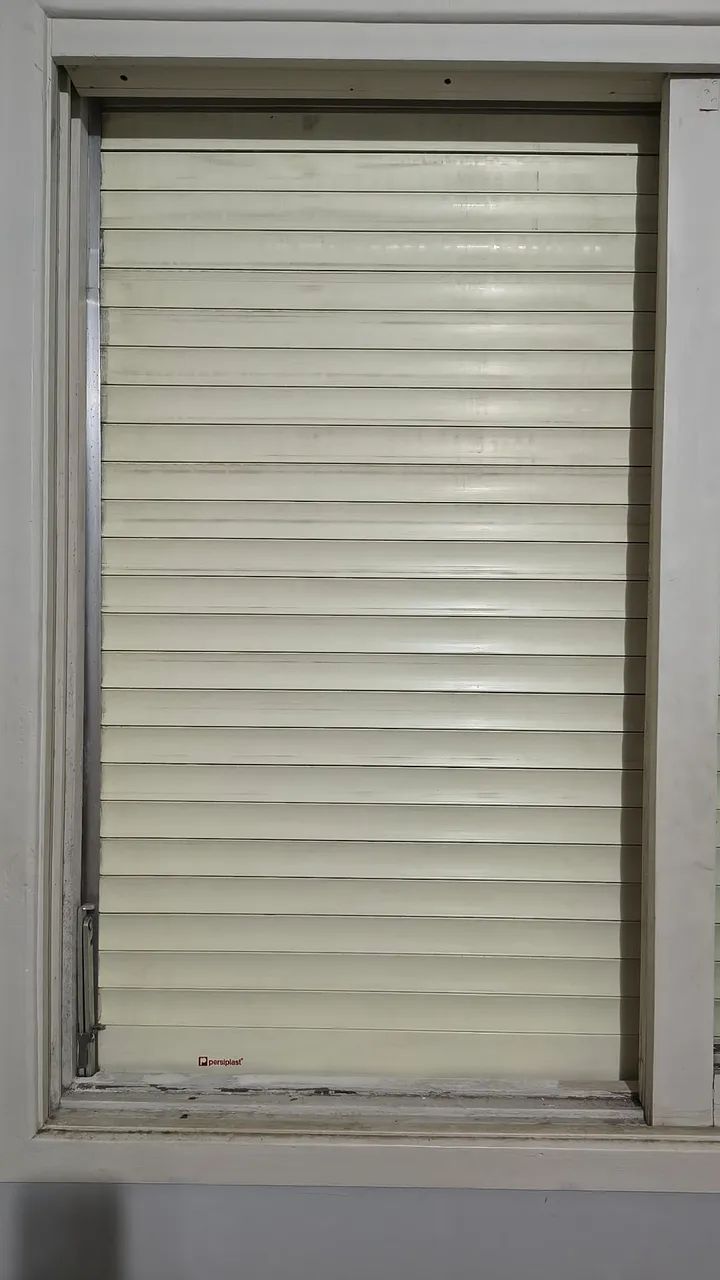 LÂMINAS DE PVC JANELA PERSIANA  - Foto 2