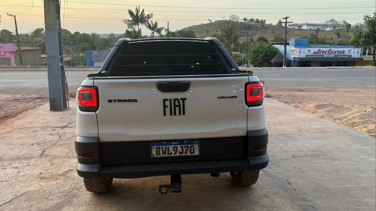 Fiat Strada Volcano 1.3 Flex 8V CD 2022 - Foto 4