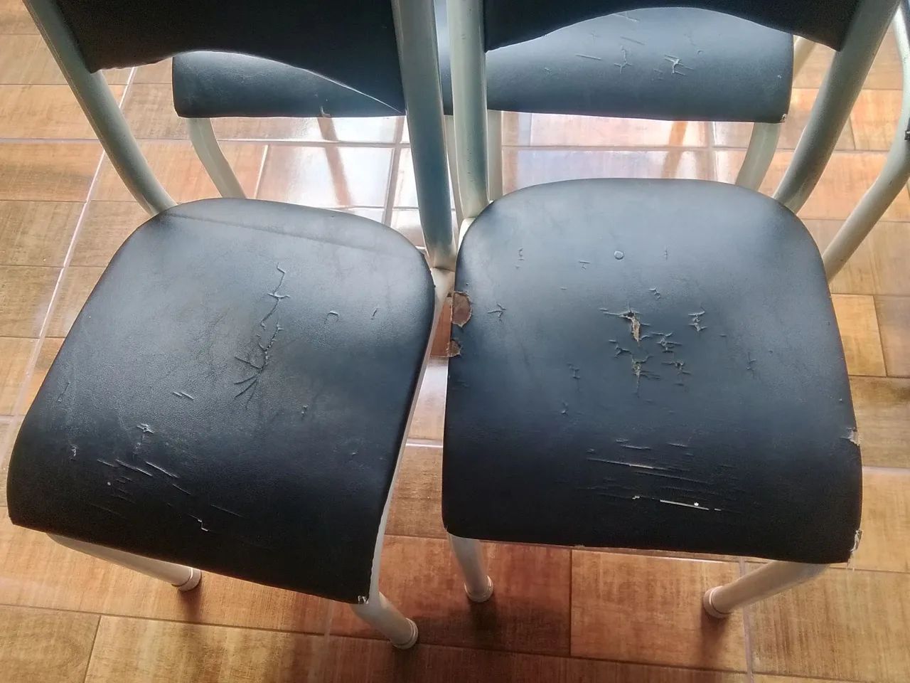Mesa ardósia com 6 cadeiras ( 1.40 MTS) - Foto 3